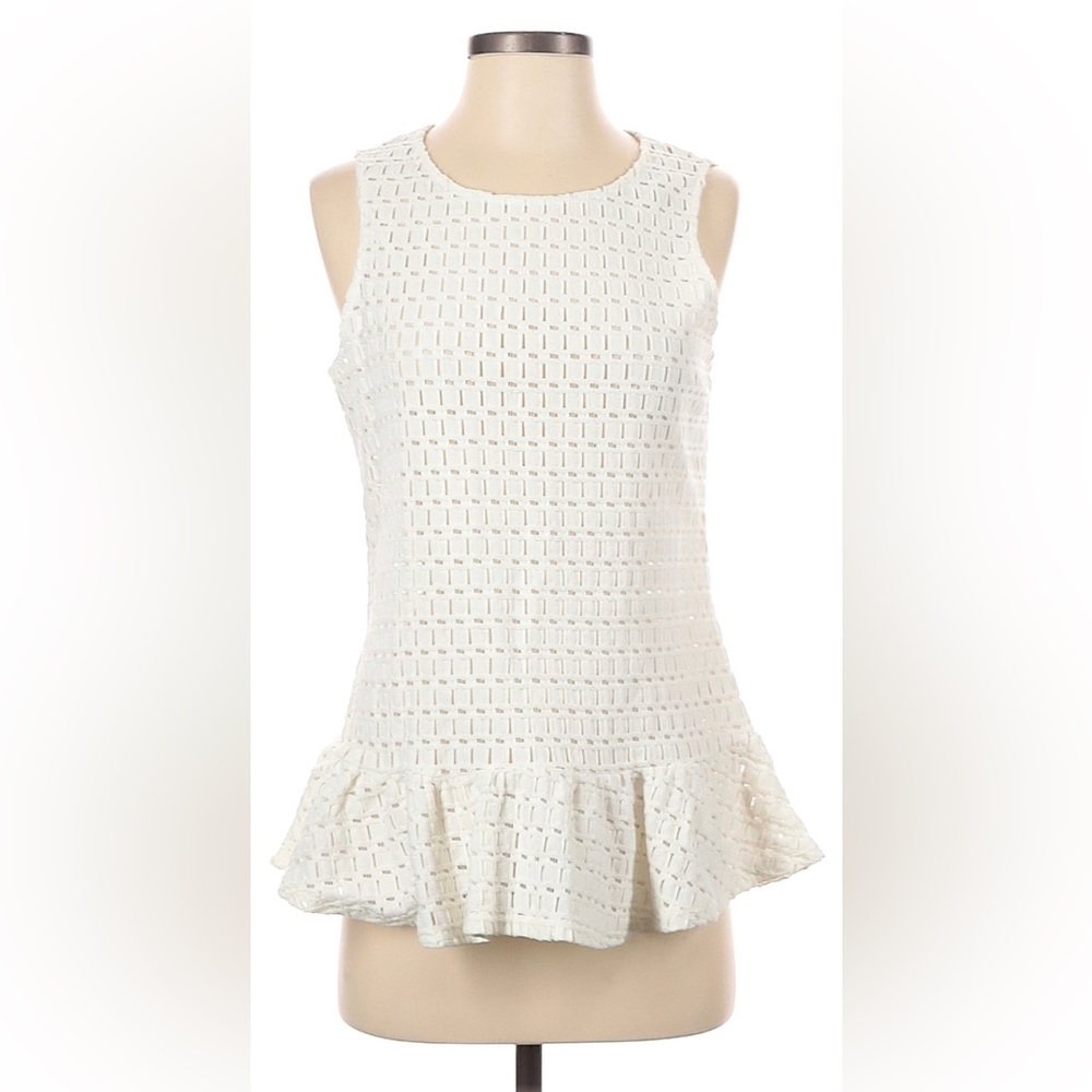 Crown & Ivy Sleeveless Blouse Size S